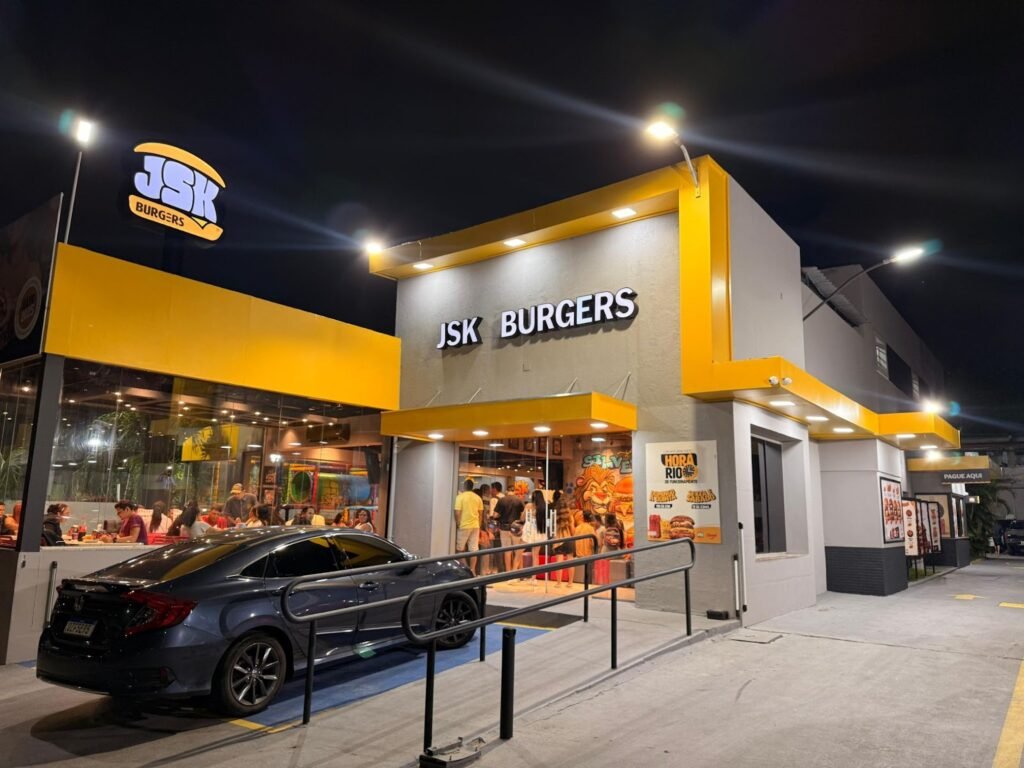 JSK Burgers inaugura primeira unidade da Zona Leste de Manaus
