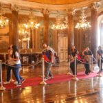 Estudantes da Prefeitura de Manaus vivenciam experiência cultural em visita ao Teatro Amazonas