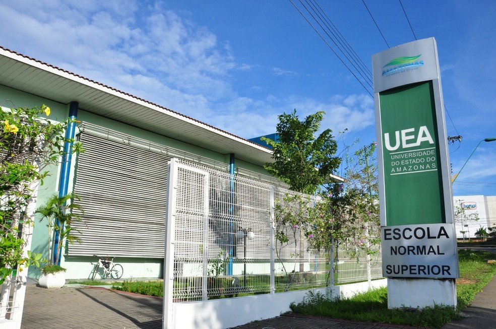 UEA oferece 140 vagas remanescentes para curso preparatório do Vestibular e SIS