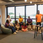 Coca-Cola Brasil abre mil vagas para cursos de inglês e qualificação no Amazonas